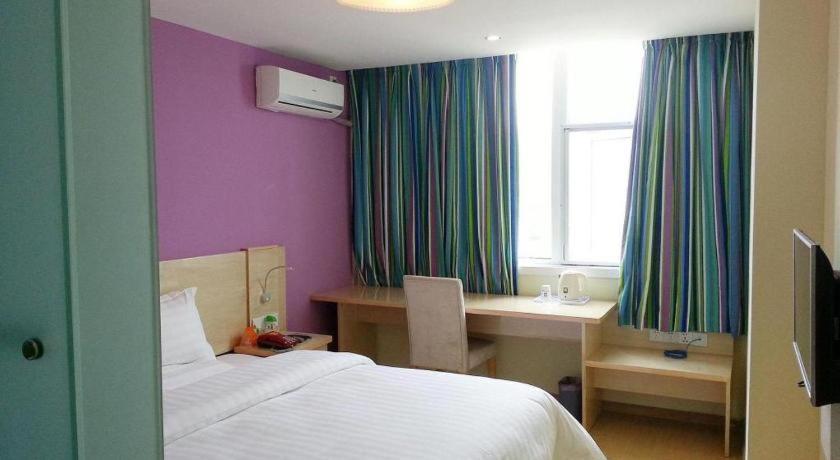 7 Days Inn Shanghai Minhang Dongchuan Road Jiaotong University Bagian luar foto